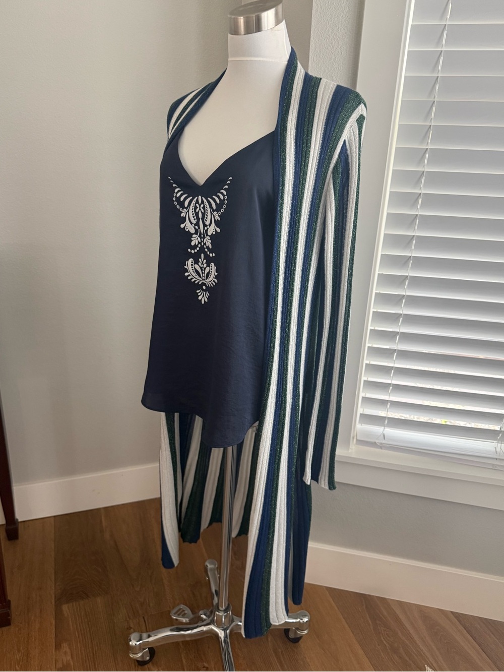 INC striped cardigan dustet